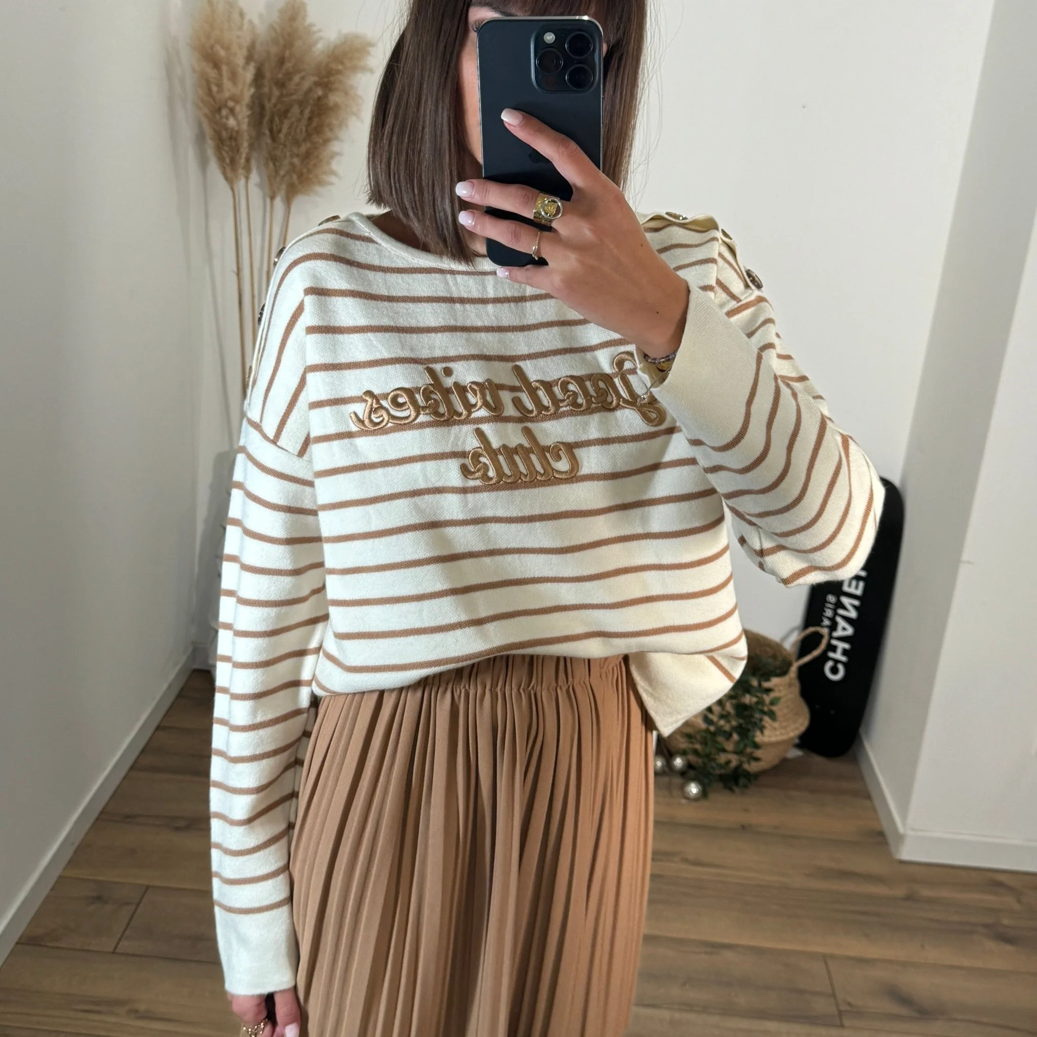 PULL RAYE GOOD VIBES