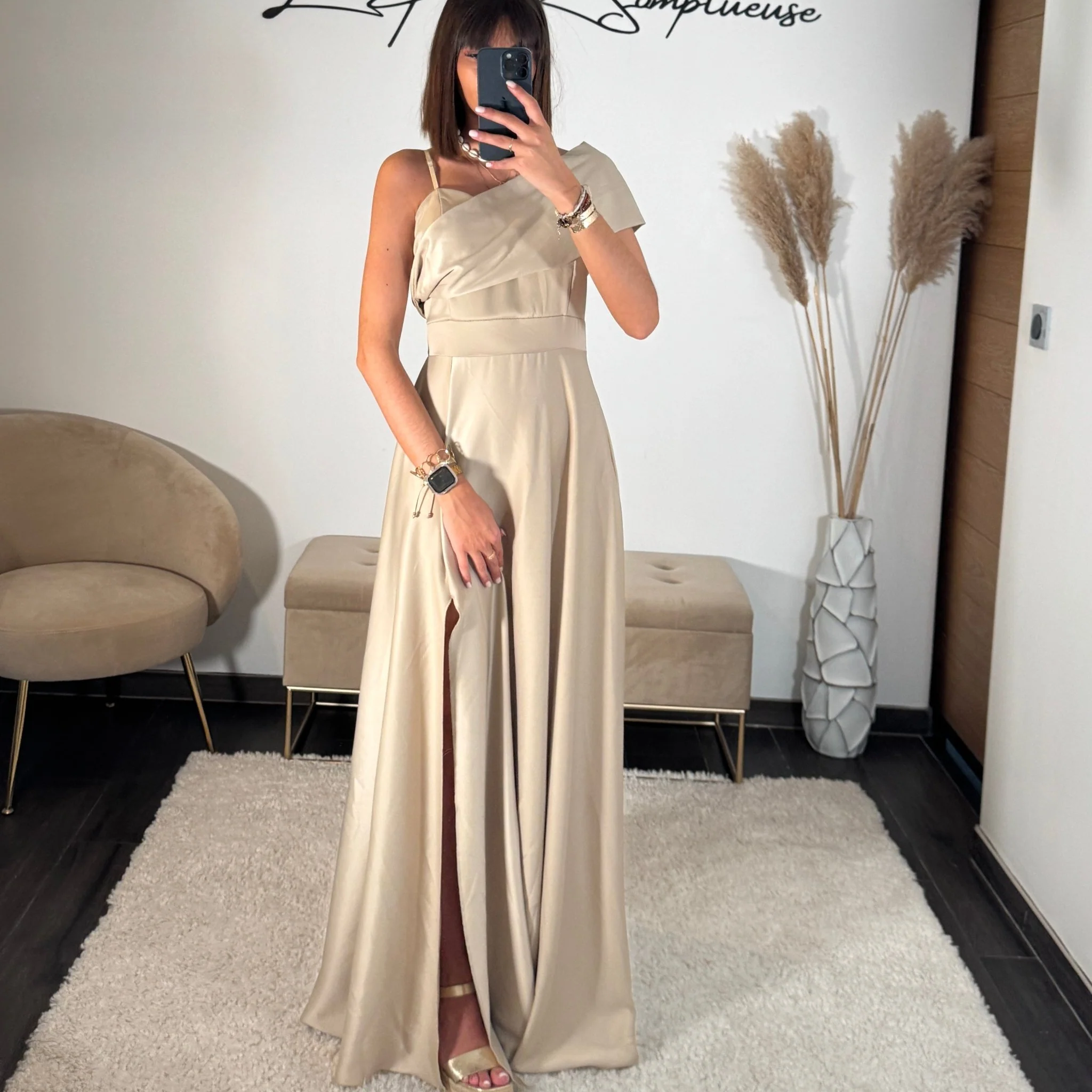 ROBE SATIN BEIGE CLASSY