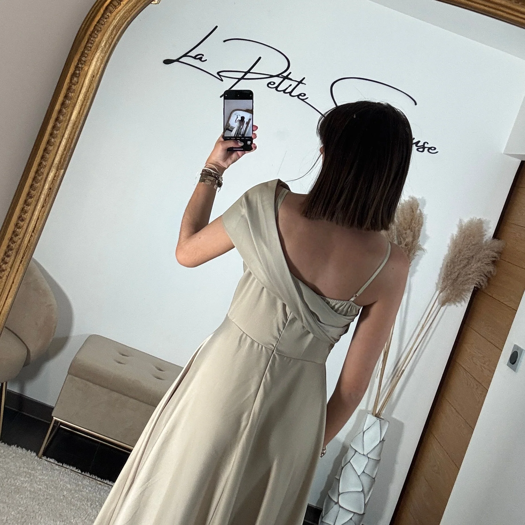 ROBE SATIN BEIGE CLASSY - Image 5